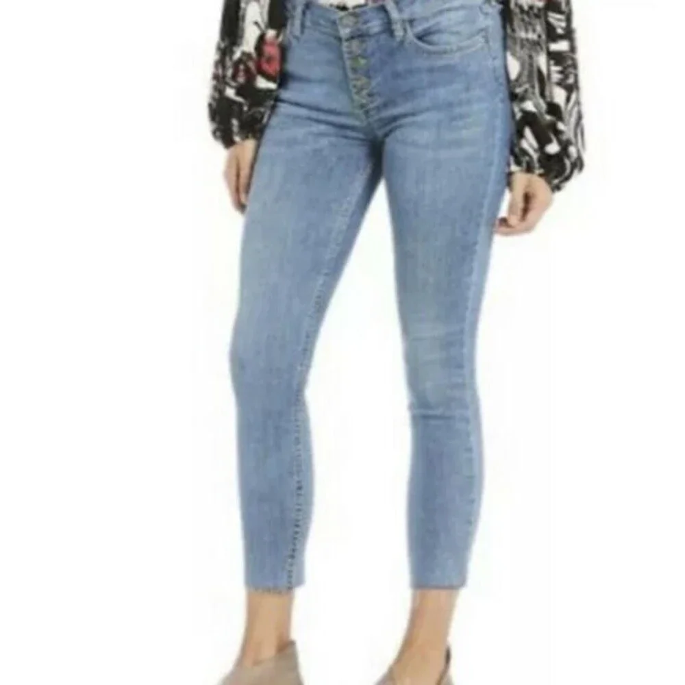 Free People Reagan Button Fly Womens Size 27 Skinny Ankle Jeans Raw hem